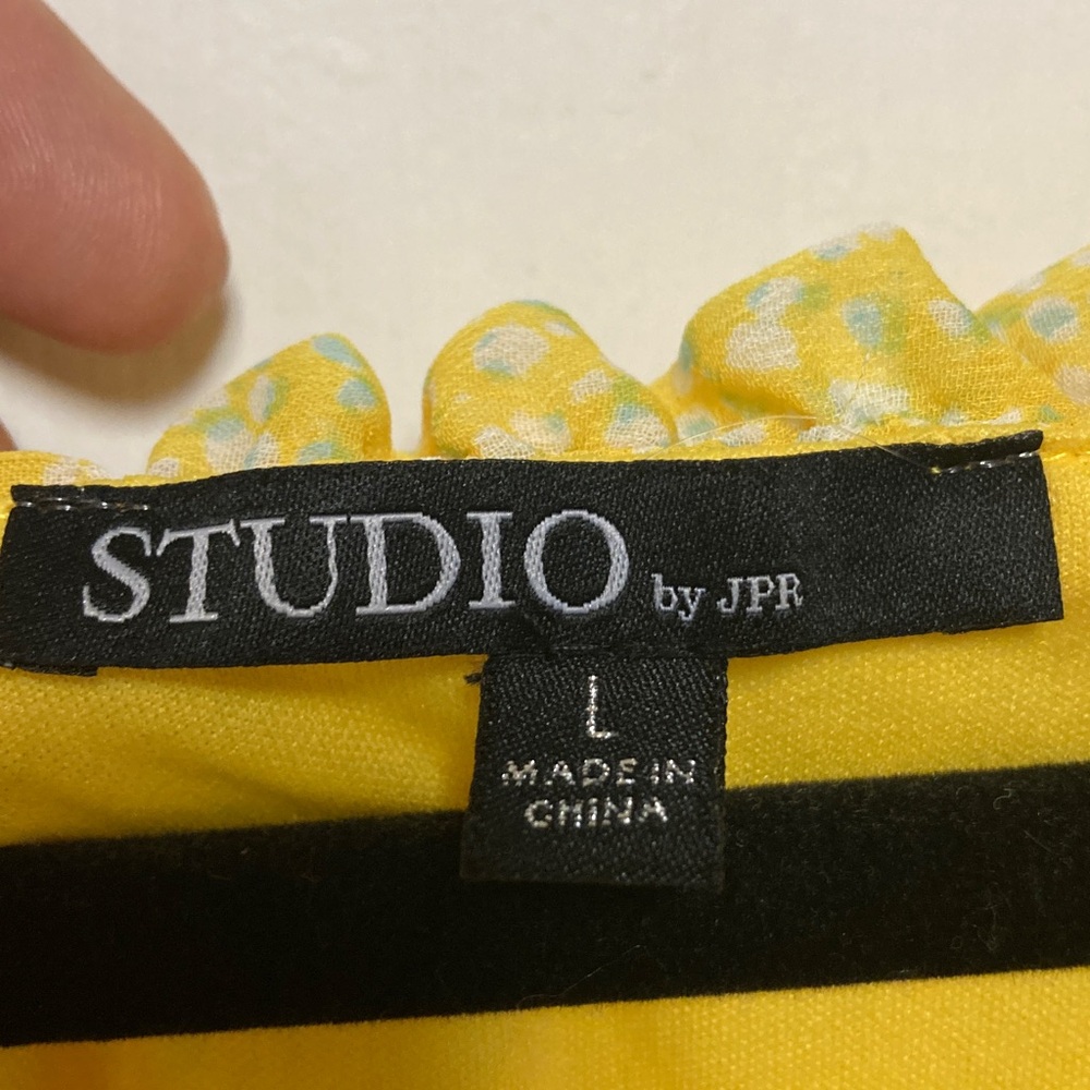 Studio by JPR Yellow Ruffled Blouse - Picture 2 of 7